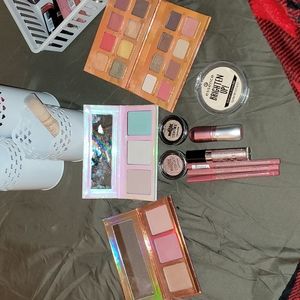 essence makeup bundle